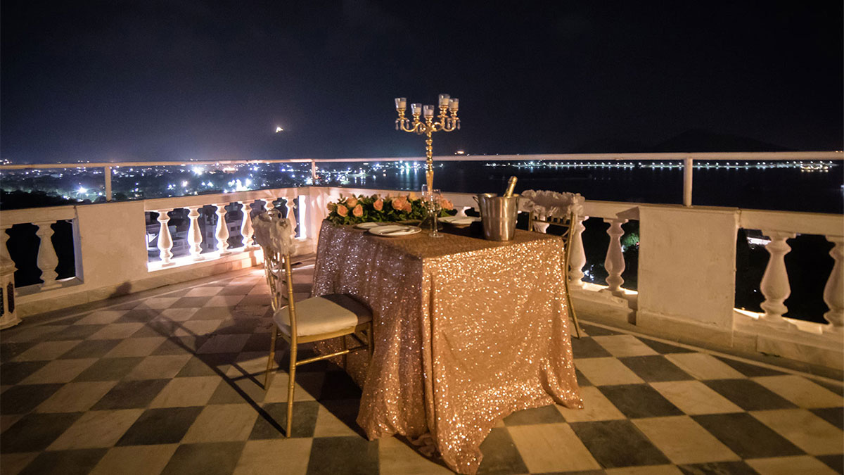 Hotel Hilltop Palace